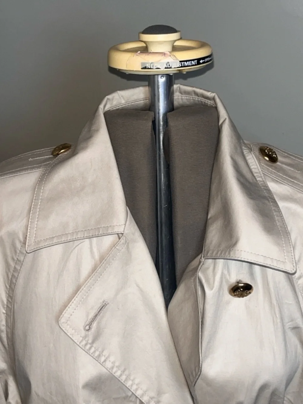 Vintage London Fog Khaki Trench Coat Double Breasted 10 Petite USA Londontown